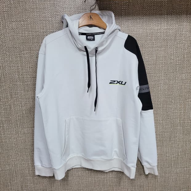 XL 105사이즈 2XU 후드티