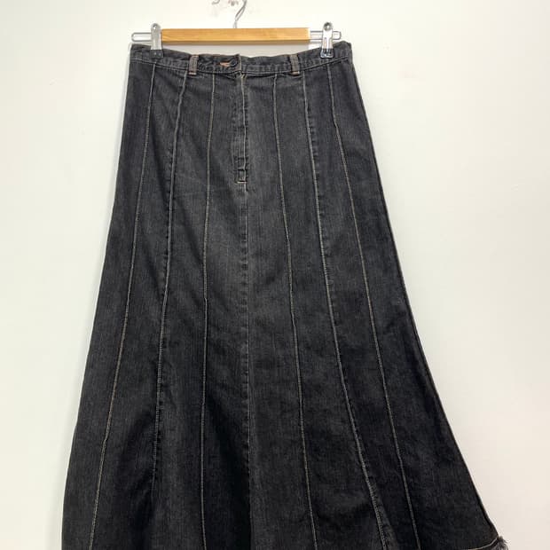 일본 빈티지 모리걸 플레어 흑청 데님 롱스커트