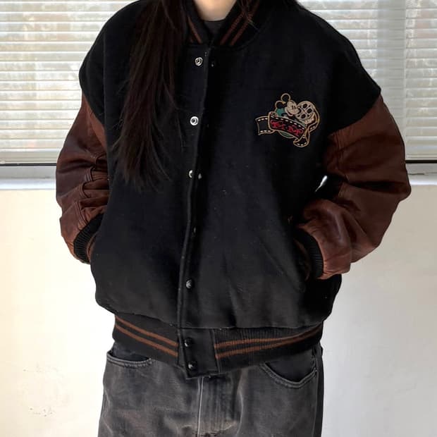 MADE IN USA 🇺🇸  디즈니 바시티 자켓