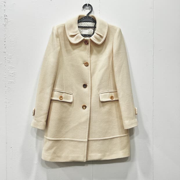 BCBG 울 100% 아이보리 코트 66 모리걸 러블리룩