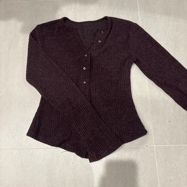 자주색 슬림 니트 가디건