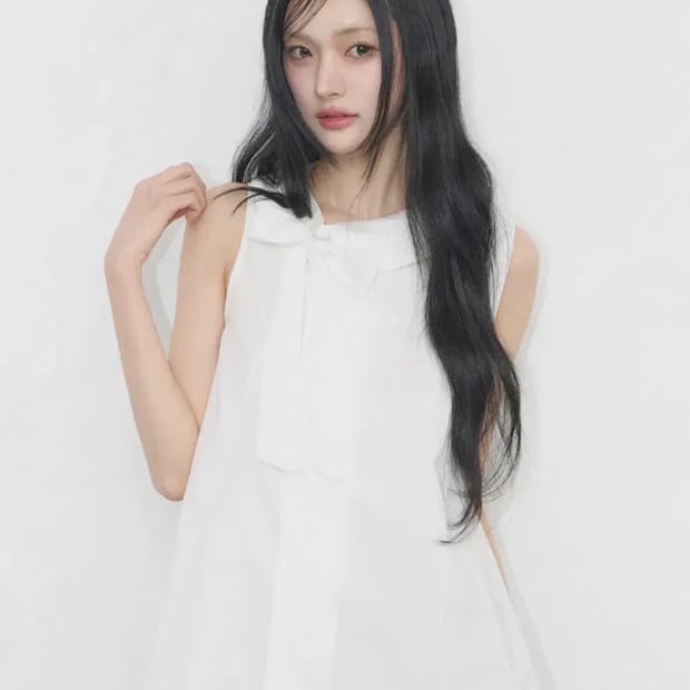 일리고 로프 플레어 블라우스 화이트