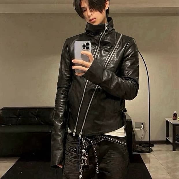 Dox 서울  / 아커맨 테이퍼드 하이넥 램스킨 레더자켓