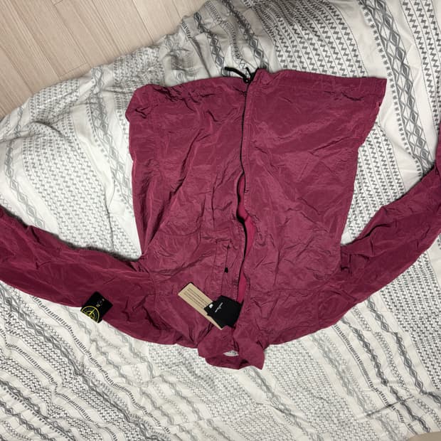 스톤 나일론 자켓 m 버건디 팔아요