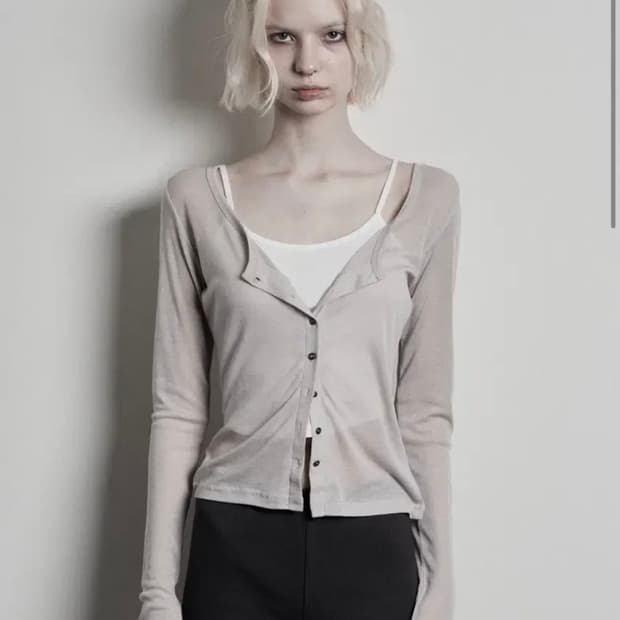 보헤미안서울 베이직 스쿱 버튼 가디건 베이지