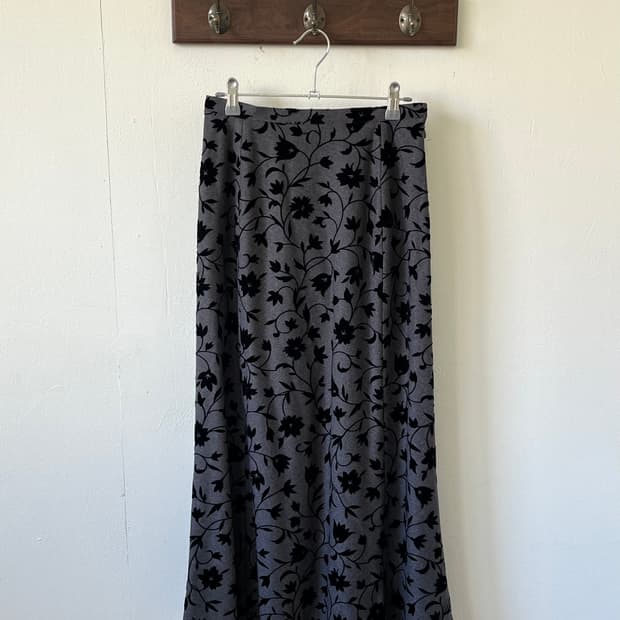 nuovoXnuovo 아트 플라워 스커트