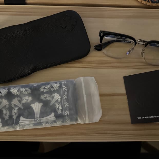 크롬하츠 에바질리스트 블랙/실버