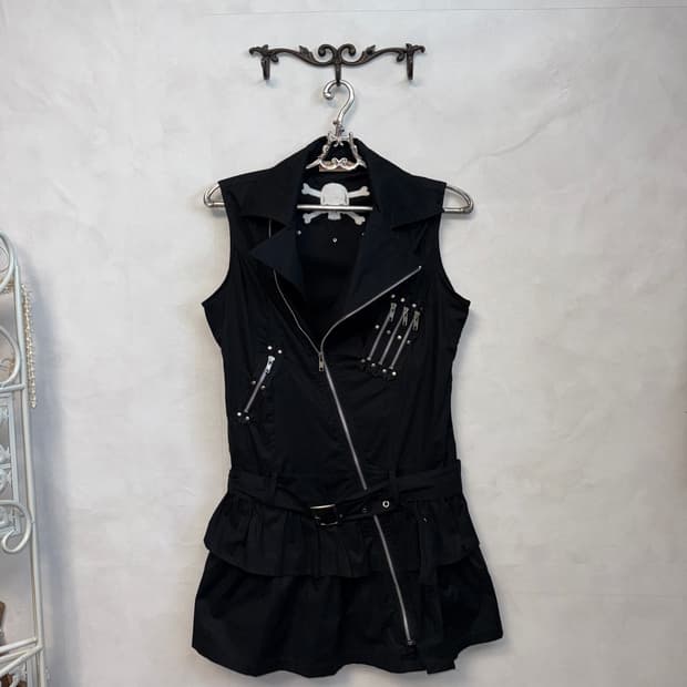 Black punk skull zipper belted ops
