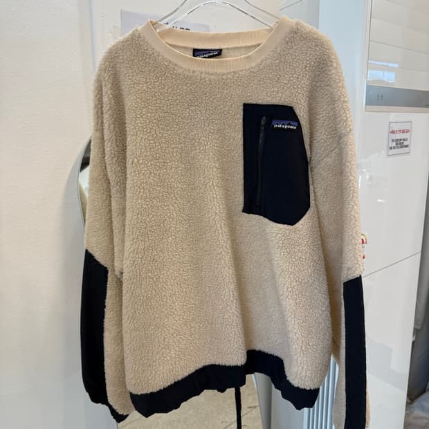 Patagonia fleece sweatshirt 