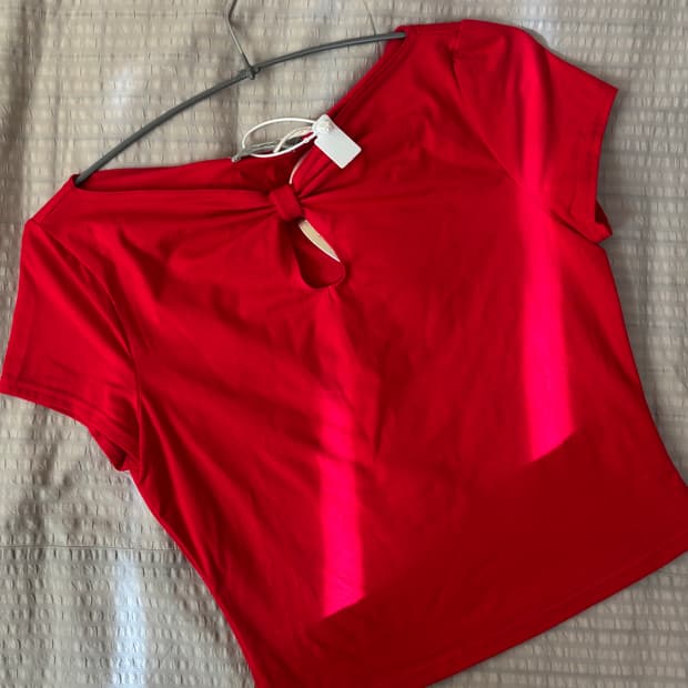 Dearmykiko 레드 반팔티