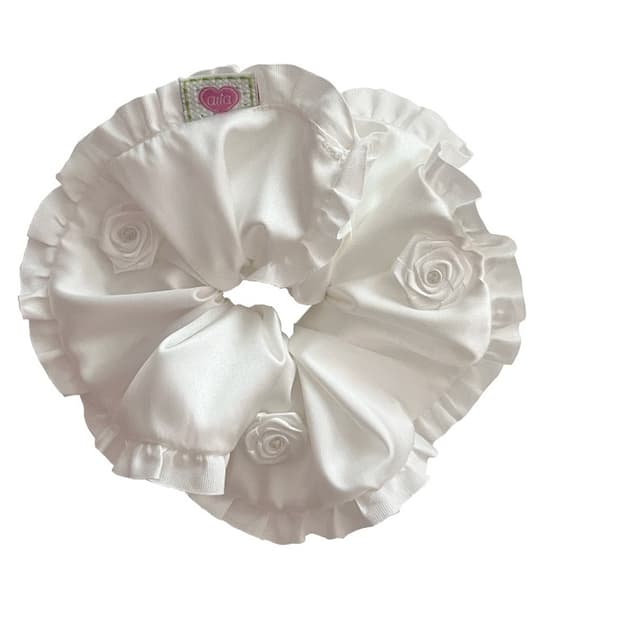 ATTA / Winter rose scrunchie (White)