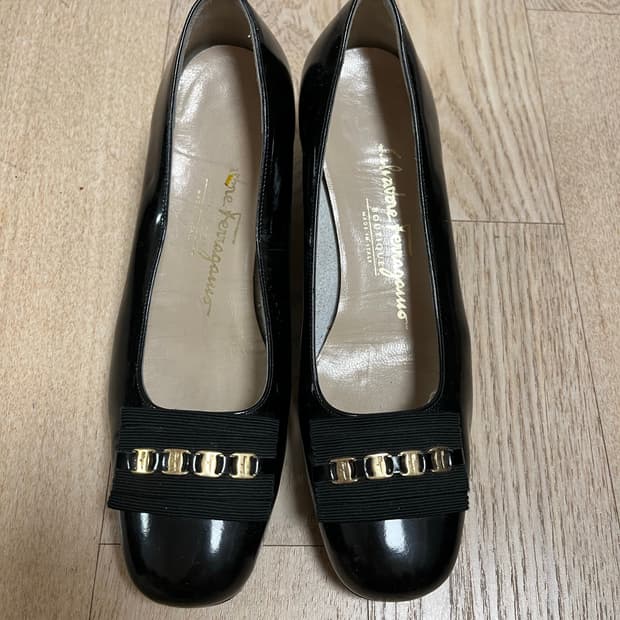 페라가모 블랙 구두
