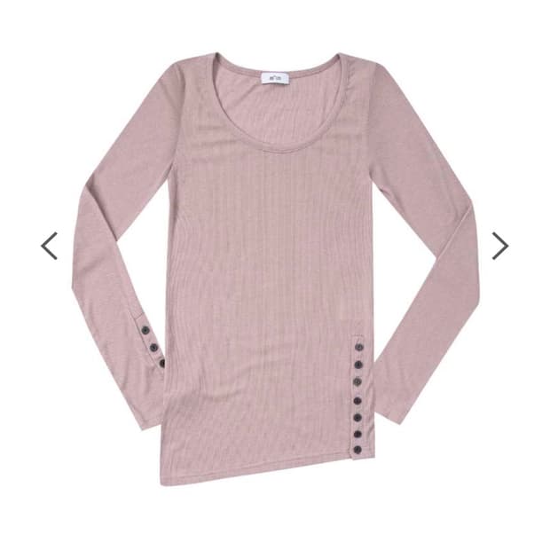 애즈온 DIAGONAL BUTTON T