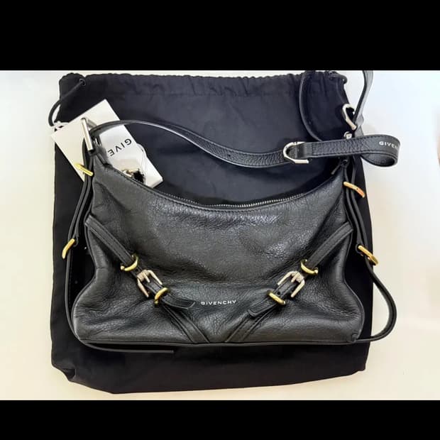 지방시 가방 미니 부아유 백