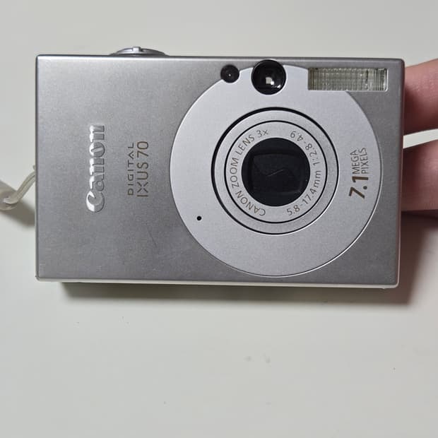 캐논 IXUS 70 디지털 카메라