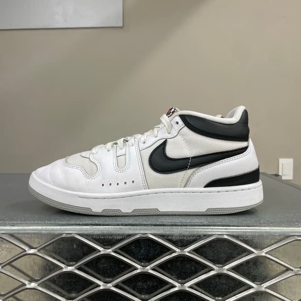 나이키 맥 어택 QS SP 블랙 앤 화이트 280