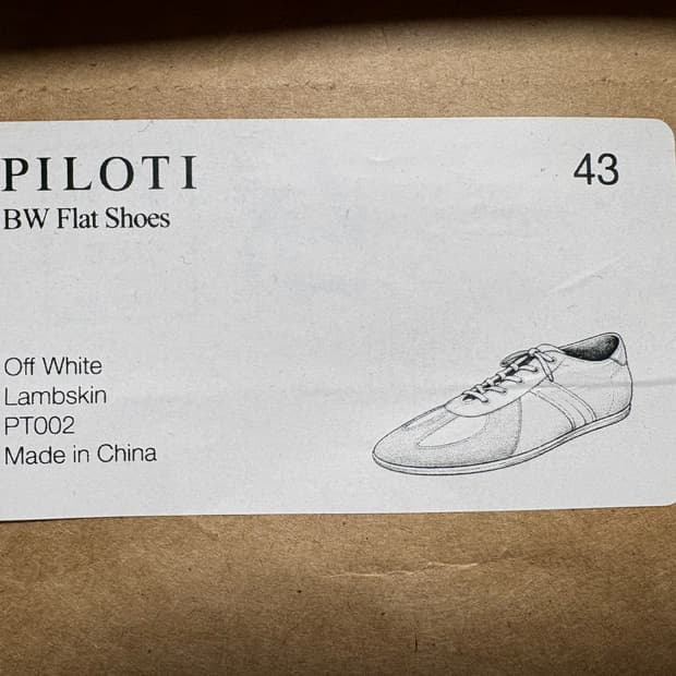 PILOTI BW 화이트 43