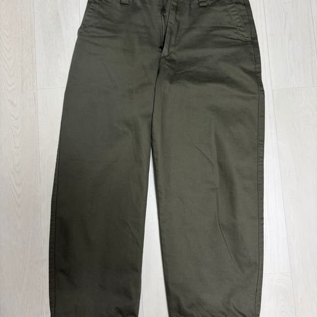 유니클로 와이드핏치노팬츠