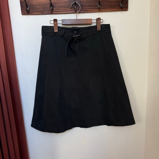 c.p컴퍼니 스커트