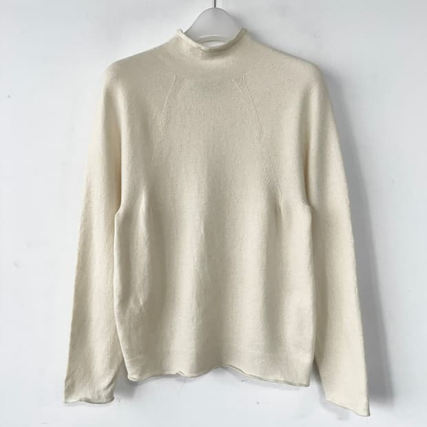 래트바이티 캐시미어100 니트 탑