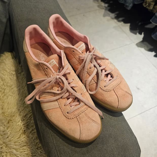 270 아디다스 버뮤다 핑크 