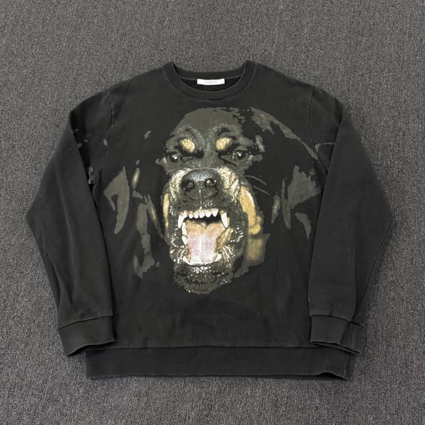 지방시 로트와일러 맨투맨 XXL