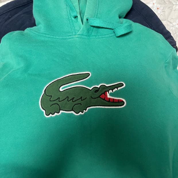 라코스테 후드티