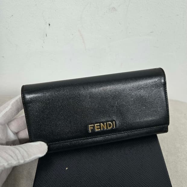 [보증서 정품] 펜디 로고 장지갑