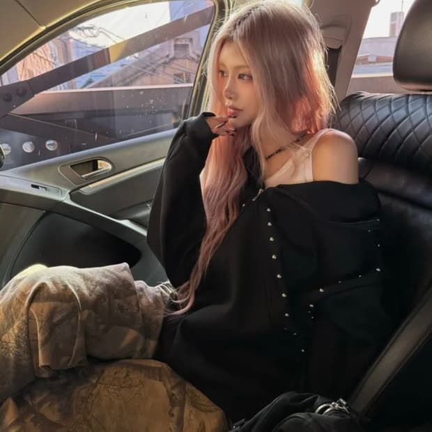 스터드 후드집업