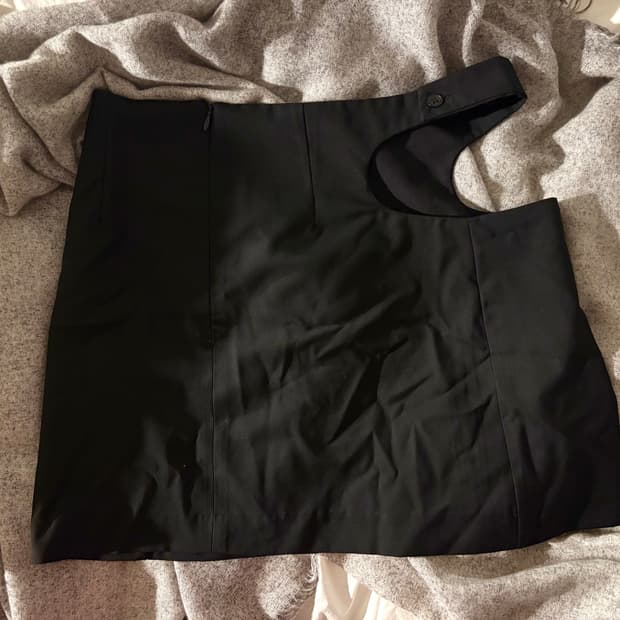 디에이디 홀 스커트