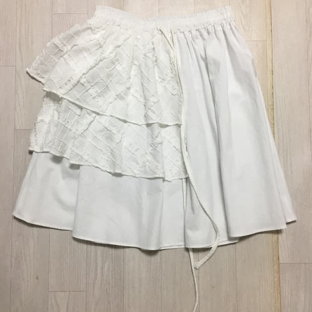 오헤시오 캉캉 스커트 화이트