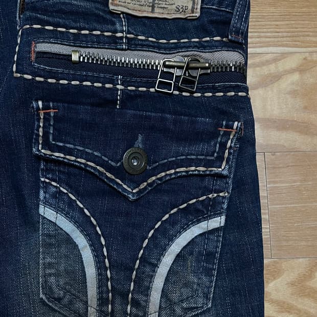 LOLITA JEANS 스키니진..🥹💞