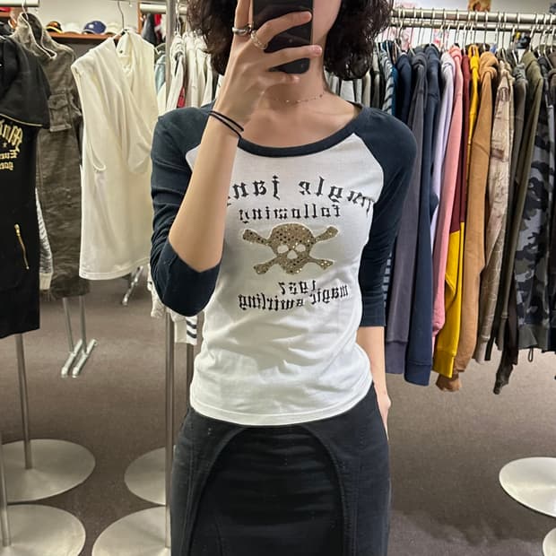 M)Japanese vintage 해골 레터링 레글런 롱슬리브