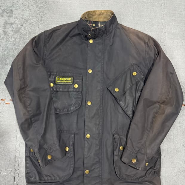 바버 인터네셔널 A7 90s