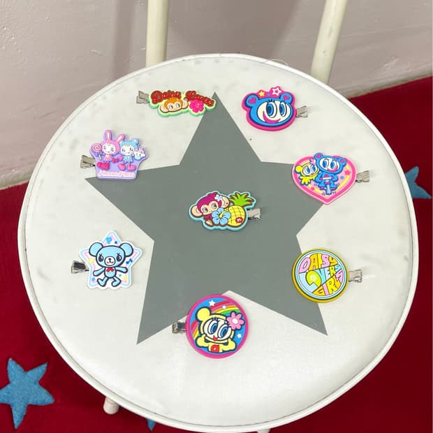 Where’s your hair clip from? 🎀✨