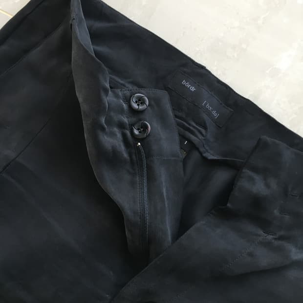 Bordr dart cupro trouser 