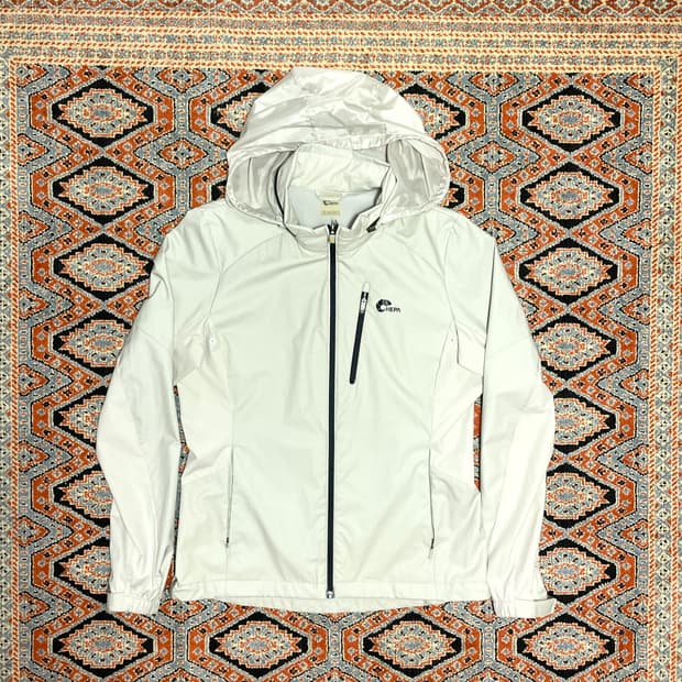 네파 베이지 바람막이 윈드브레이커 여성95