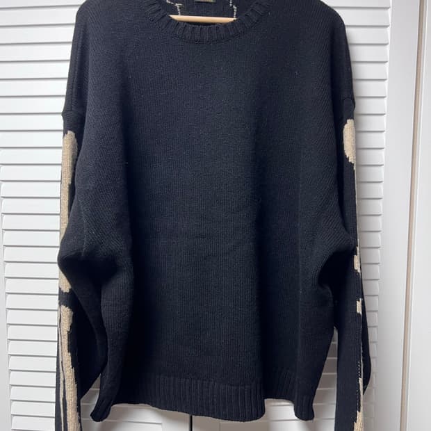 [3] 캐피탈 본니트 울 본 크루넥 스웨터