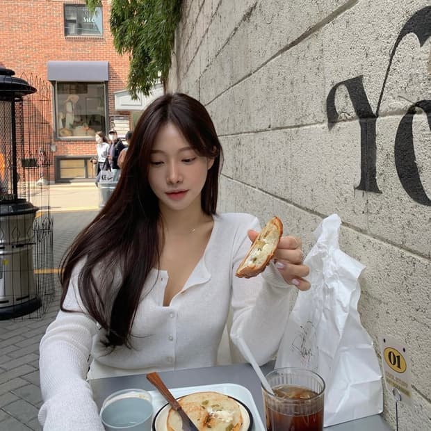 더위시 리즈(leeds) 베이스 슬림 가디건 아이보리