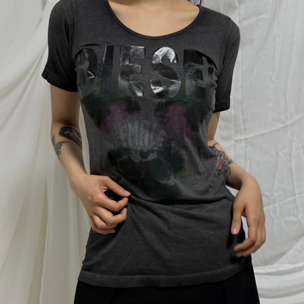 DISEL y2k 워싱 로고 프린트 티셔츠