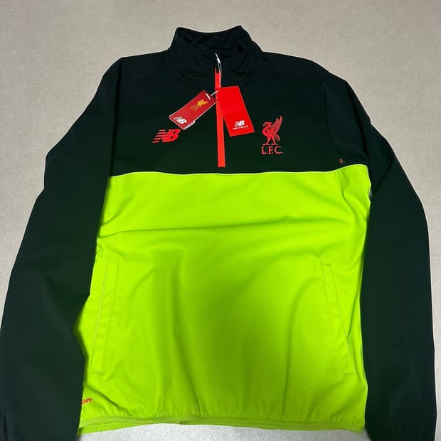 리버풀 뉴발란스 하프집업