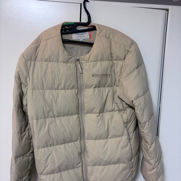 디스커버리 베이지 경량패딩 95