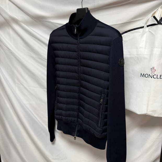 [S+급/M] 몽클레어 니트패딩 김현우 니트패딩 블랙 와펜