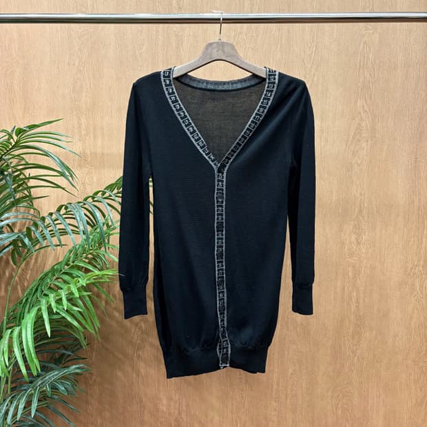 장폴고티에 브이넥 롱 니트 가디건 밑단 시보리 줄자 디테일 블랙