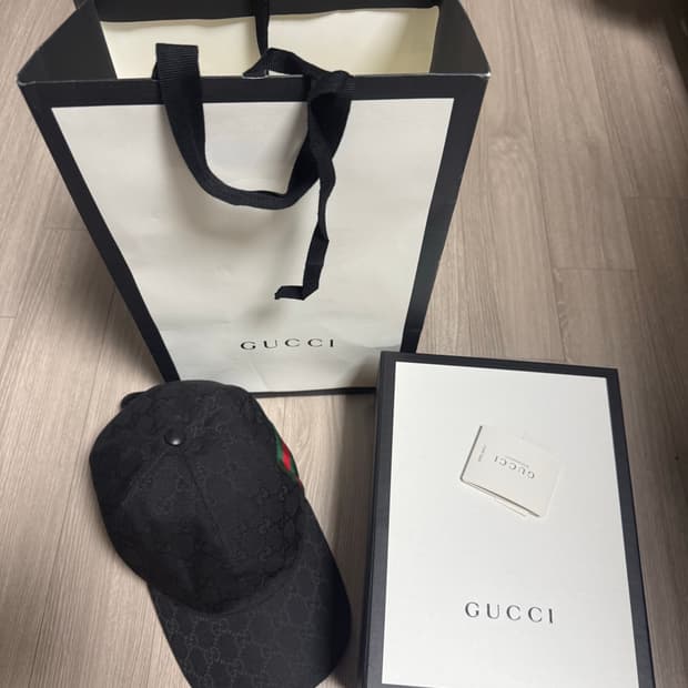 구찌 볼캡 m 풀구성