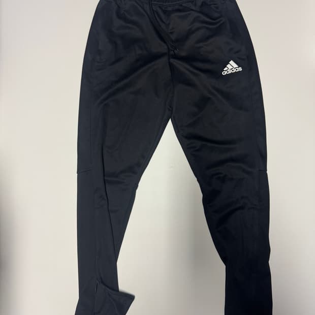 아디다스 세레노 24년도 밑단 지퍼 트레이닝 팬츠 M