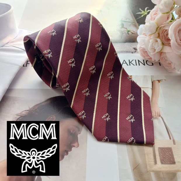 MCM 실크 스트라이프 로고 넥타이 9cm A+등급 A18627
