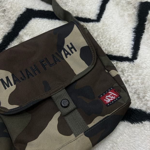 마자플라바 카모플라쥬 크로스백