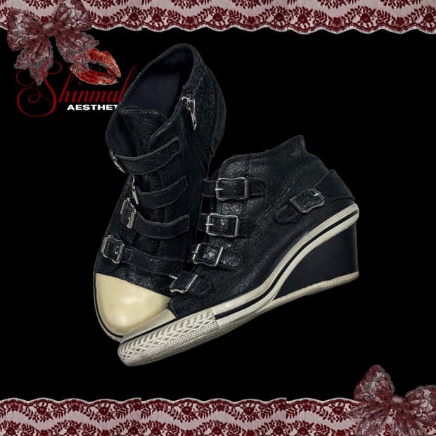 ASH 파이톤 엠보스드 웨지힐 스니커즈 블랙