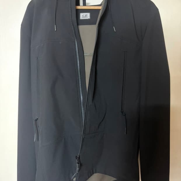 cp컴퍼니 CP-SHELL 자켓 50사이즈  고글 렌즈 실도 안뗐습니다 